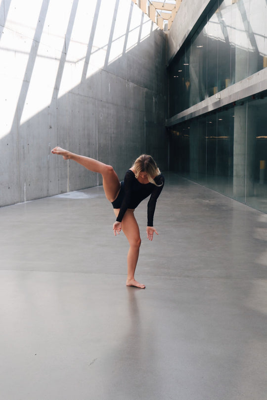 Black - Women's Thong